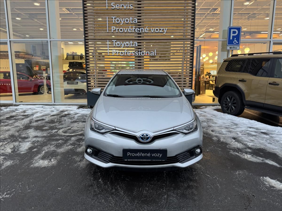 Toyota Auris, 1,8 AT ACTIVE TREND + - fotka 4
