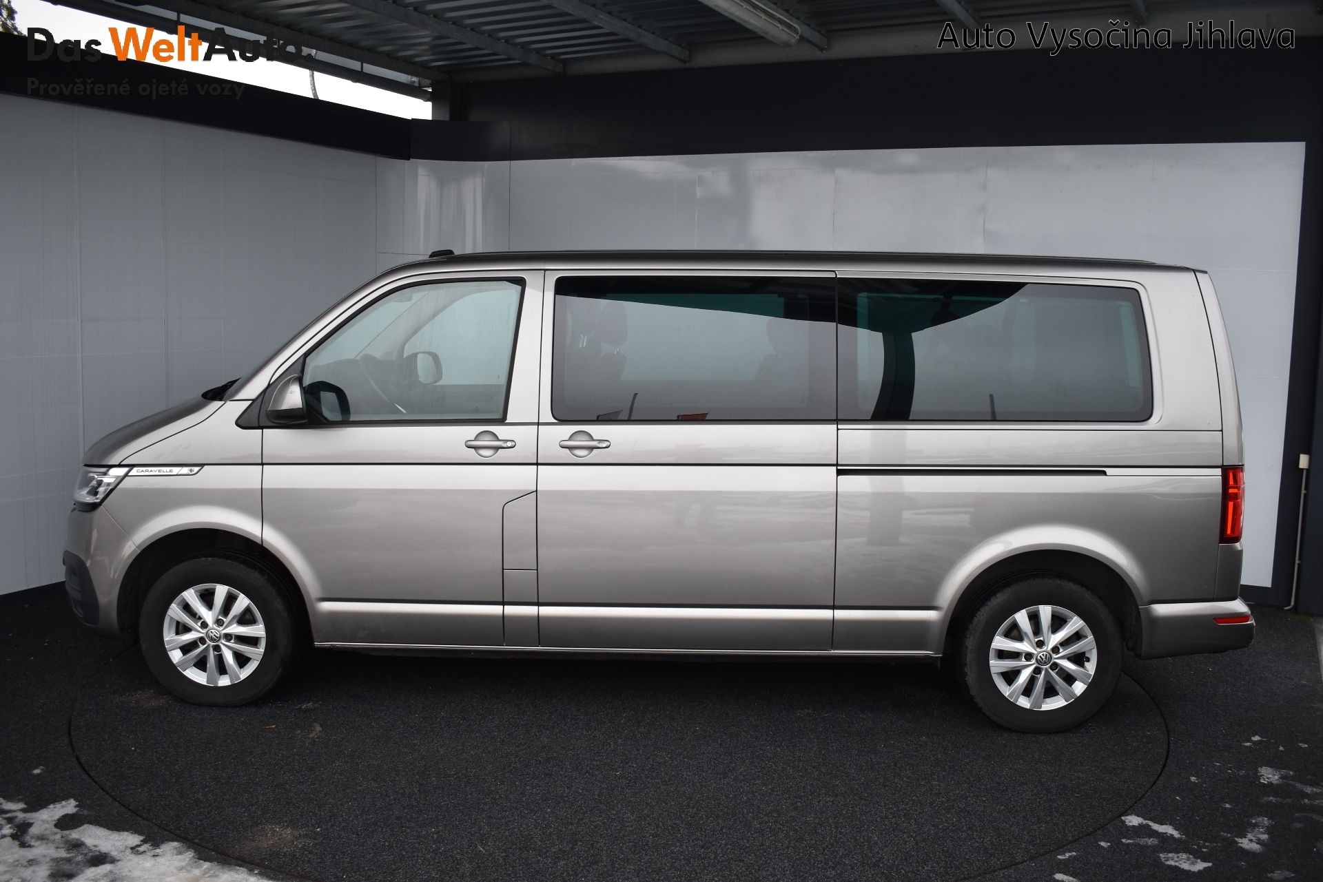 Volkswagen Caravelle, 2.0TDI 110kW DSG, LED, 8 míst - fotka 3