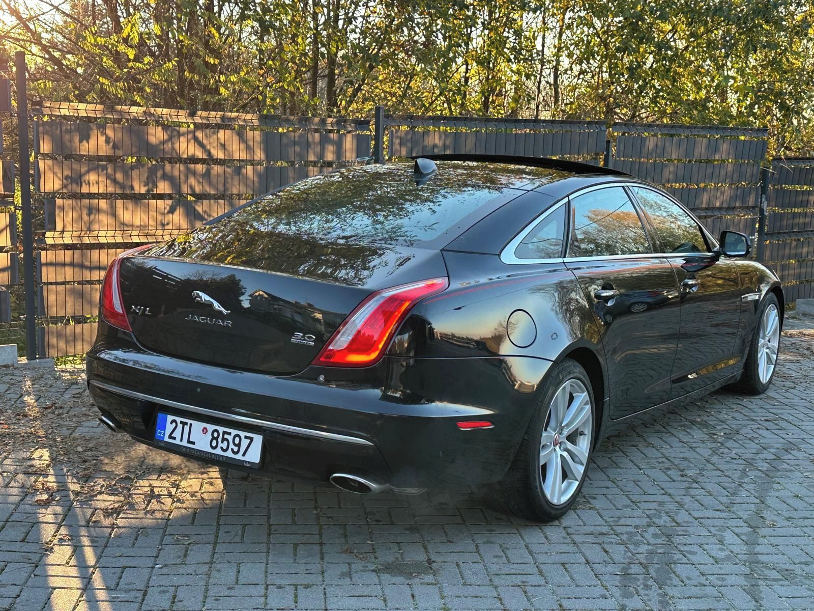 Jaguar XJ, LONG PORTFOLIO 4X4/3.0 340HP - fotka 4
