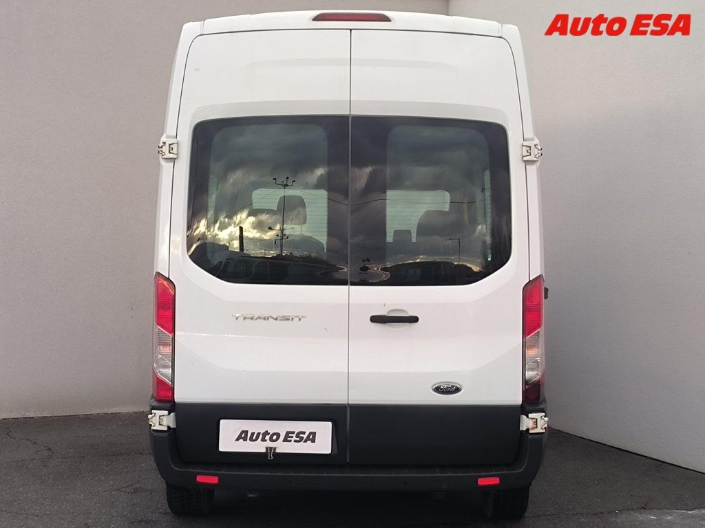 Ford Transit, 2.2TDCi L2H3 9míst,AC - fotka 5