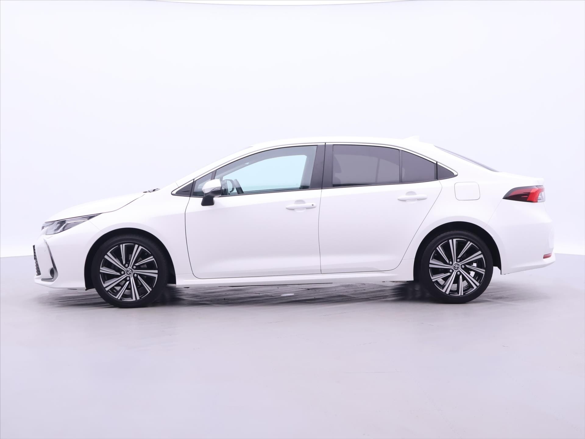 Toyota Corolla, 1,5 VTi Aut. DPH CZ Comfort - fotka 4