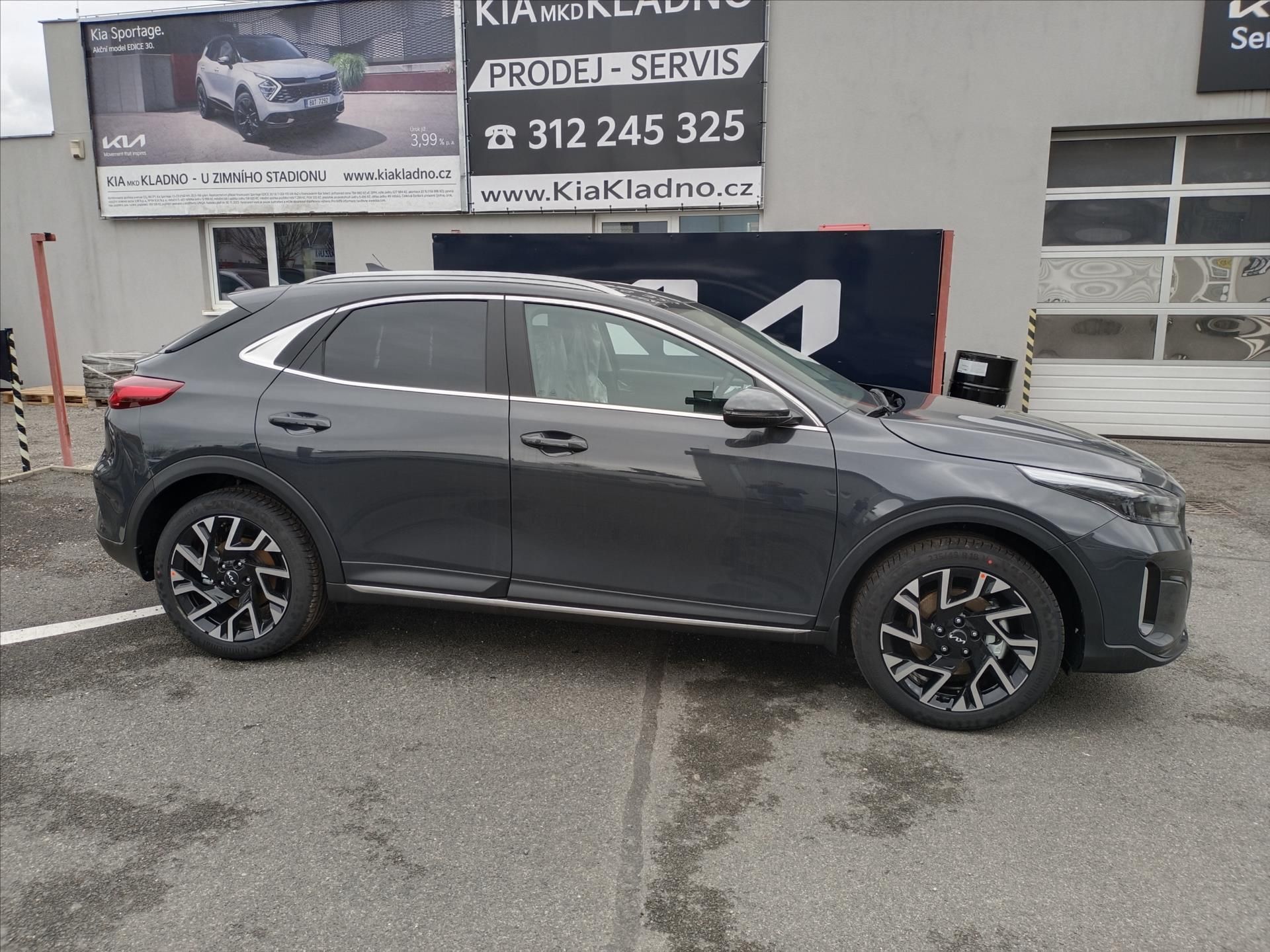 Kia XCee´d, 1,5 T-GDI TOP 7DCT - fotka 6