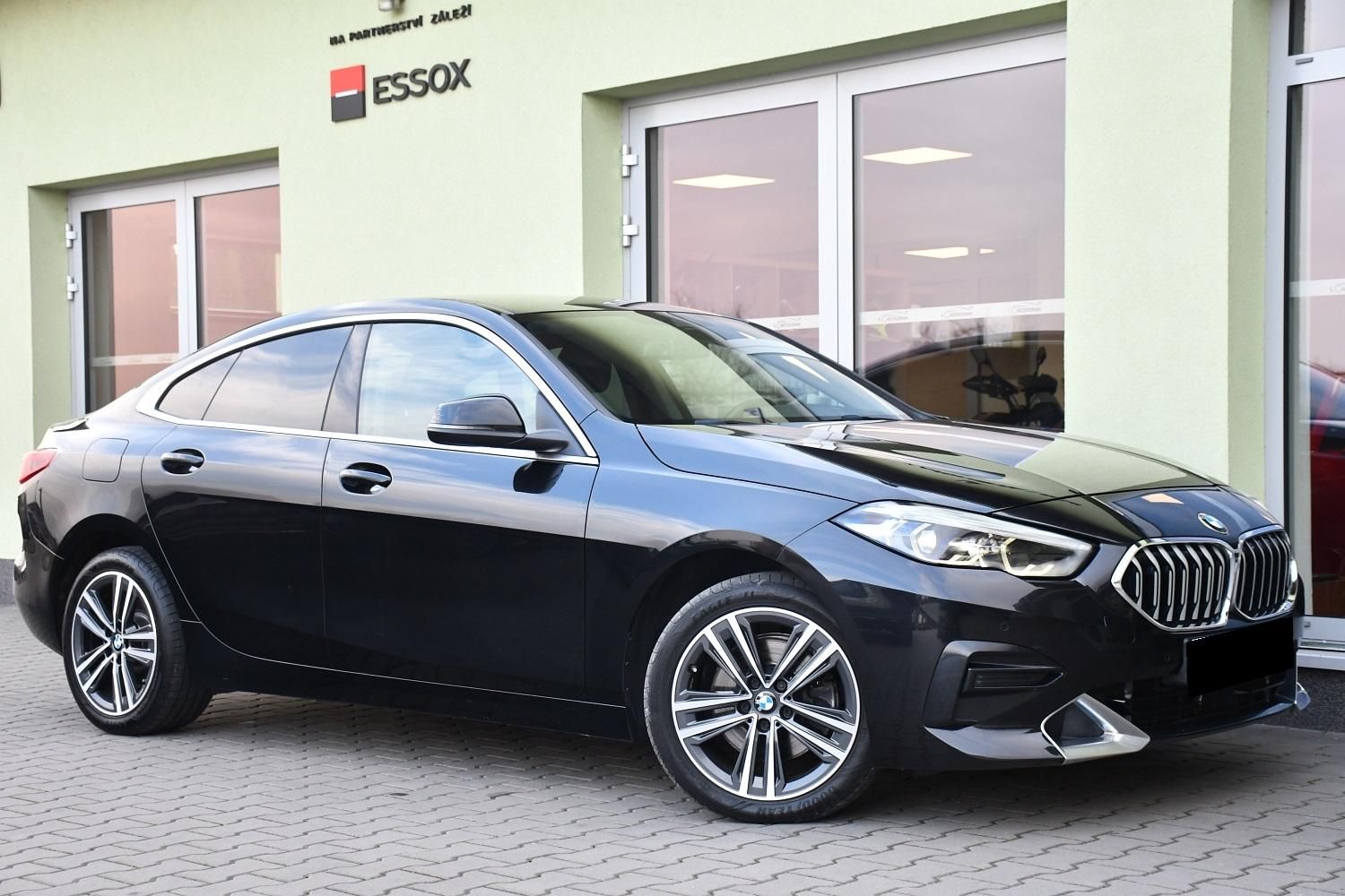 BMW Řada 2, 218d TAŽNÉ HUD ČR 1M - fotka 2