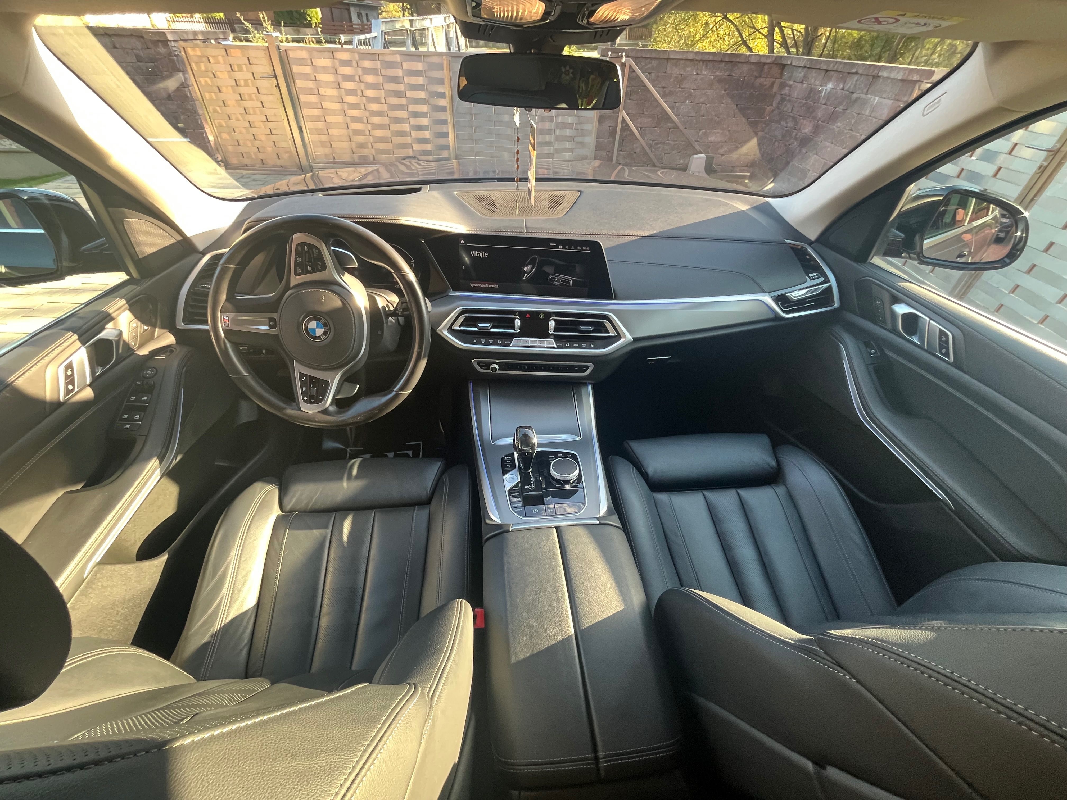 BMW X5, 40d, 2021, 75 000km, 250kW - fotka 5