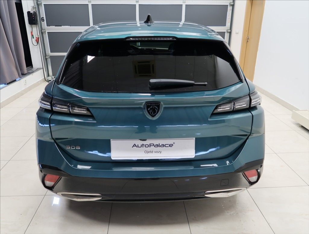 Peugeot 308, 1,2 SW ALLURE PureTech 130 AUT - fotka 5