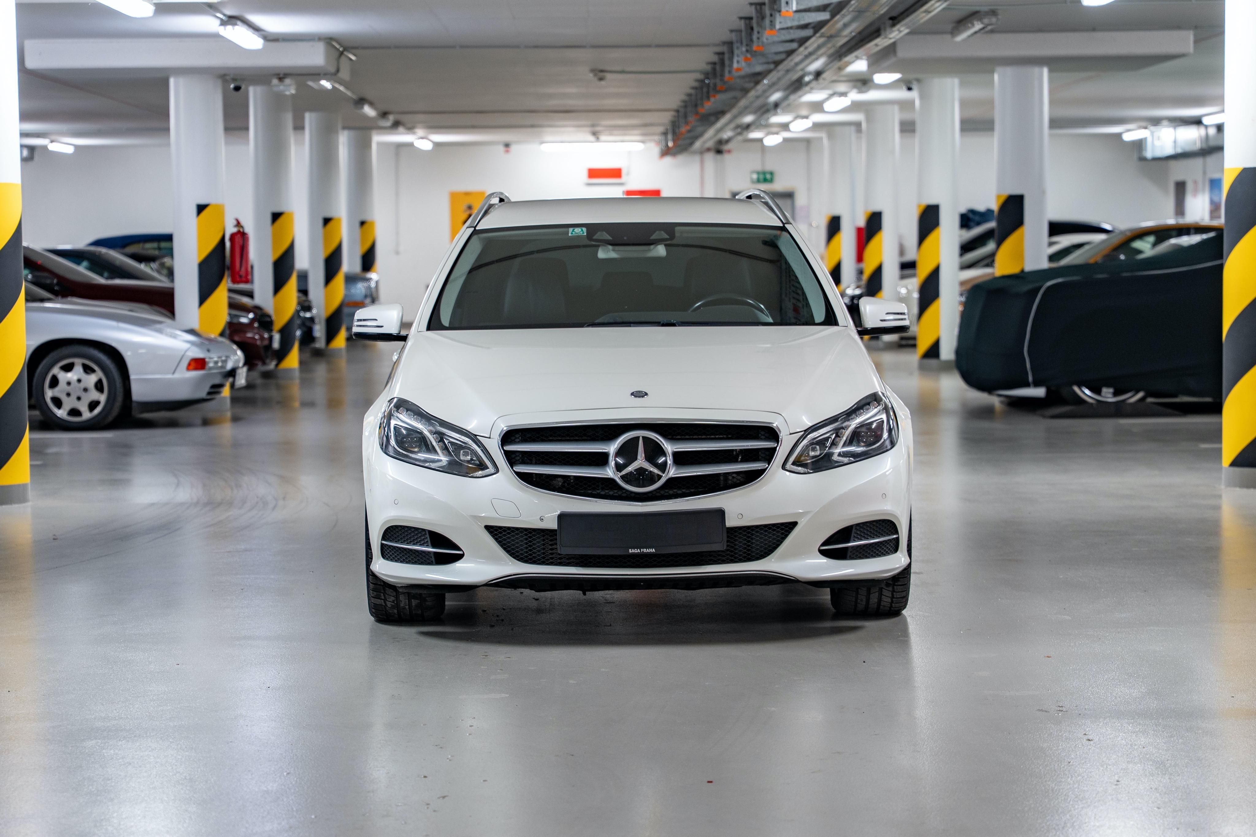 Mercedes-Benz Třídy E, 350 T CDI 4-Matic, AVANTGARDE