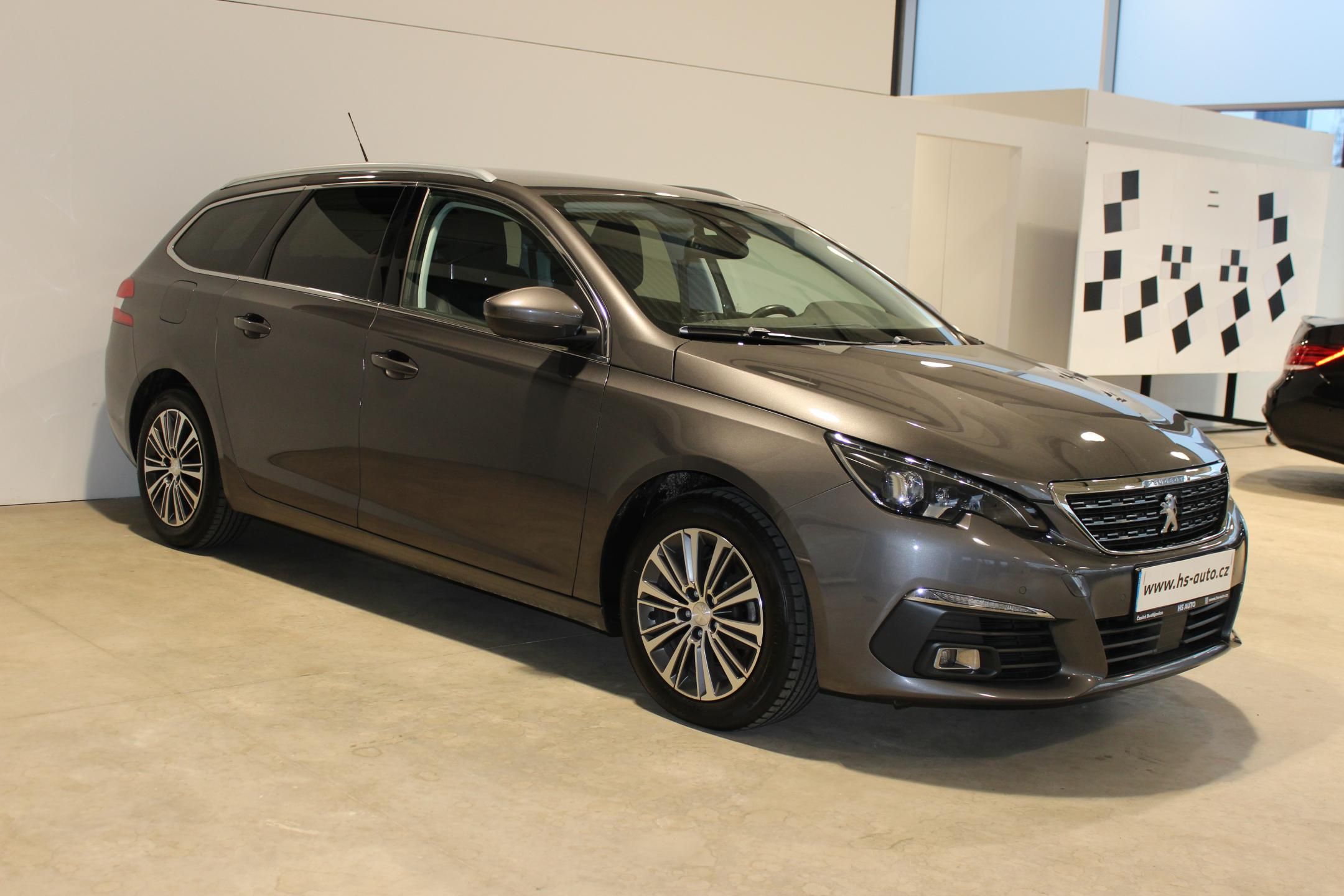 Peugeot 308, 1.5HDi,130HP,ČR,1.NOVÝ MOTOR