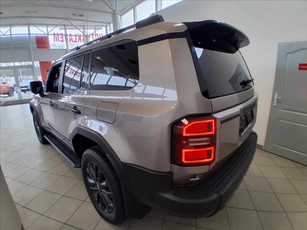 Toyota Land Cruiser, 2,8 48V MHEV 8 st. automat 4x4 - fotka 3