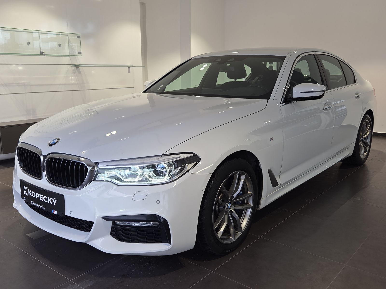 BMW Řada 5, 530d xDrive M Sport