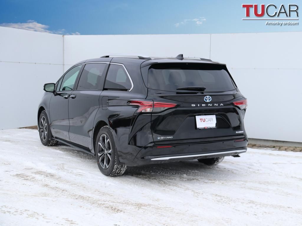 Toyota Sienna, Platinum 2.5 HEV AWD - fotka 5