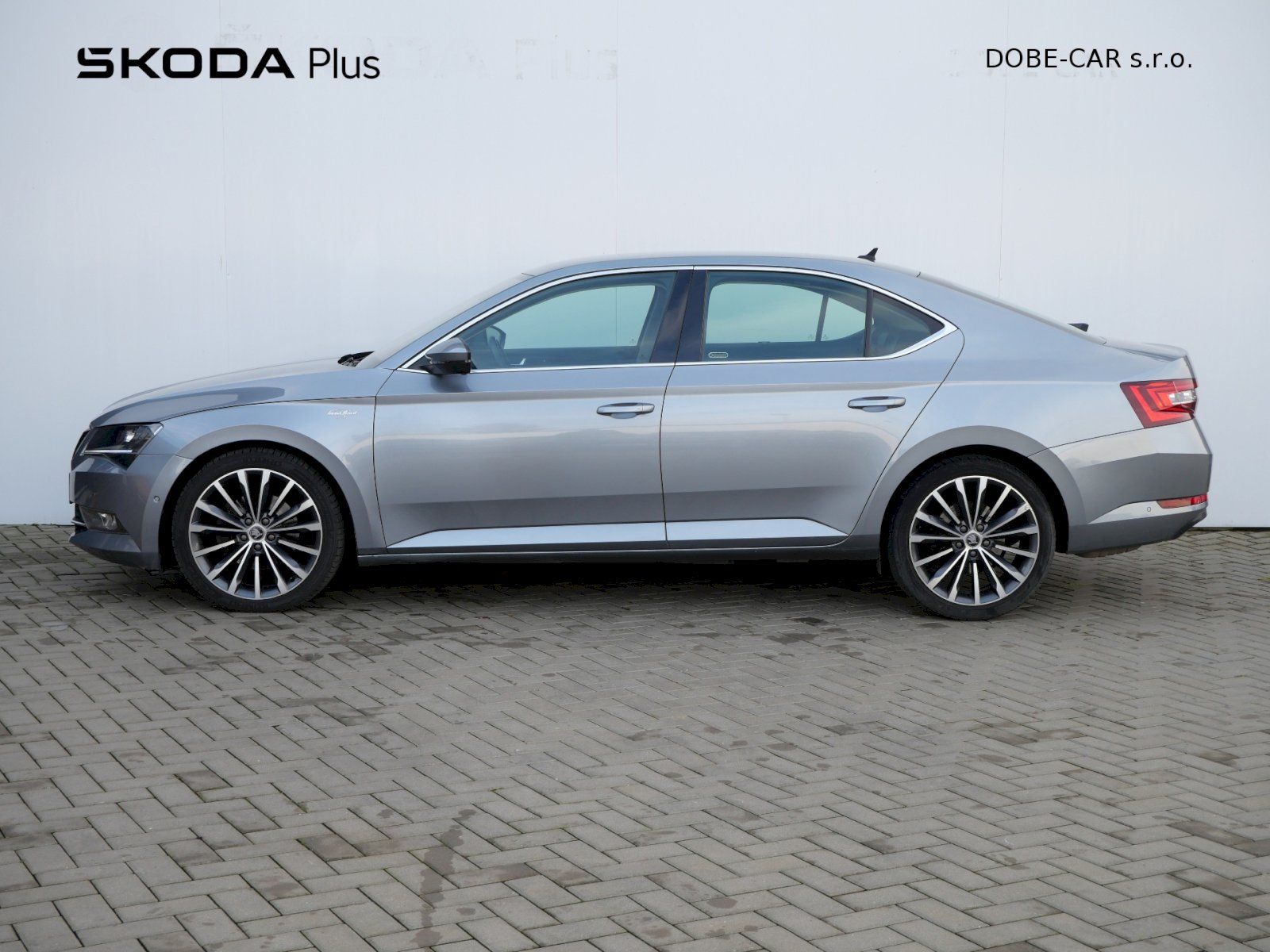 Škoda Superb, L&K DSG 4x4 2.0TDI 140kW - fotka 3