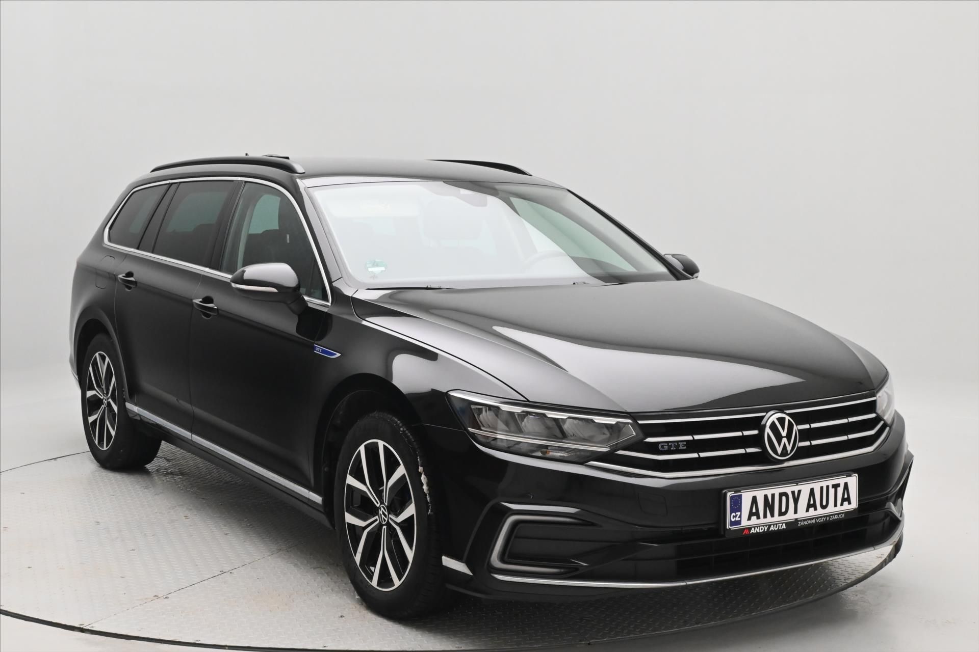 Volkswagen Passat, 1,4 GTE 160 kW DSG Business Zá - fotka 3