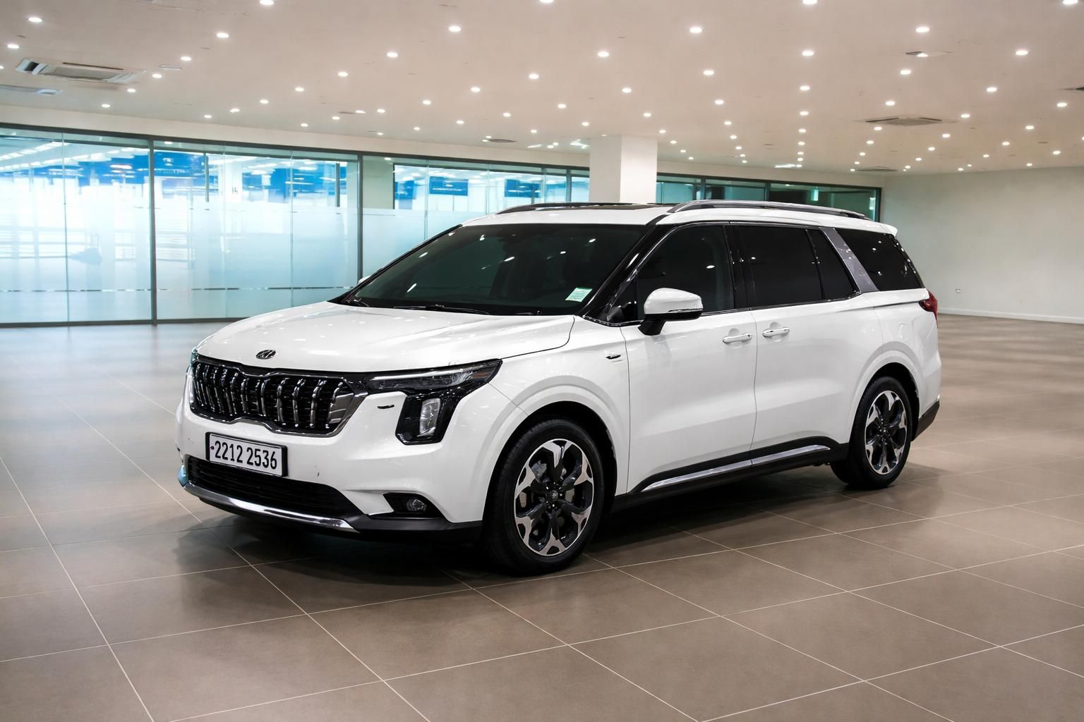 Kia Carnival, 1.6-HEV-9MÍST-VŮZ NA CESTĚ
