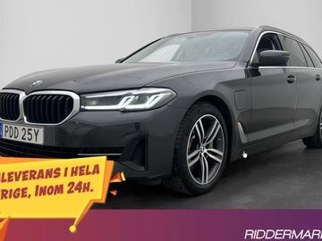 530e xDrive Bílý interiér Taž.