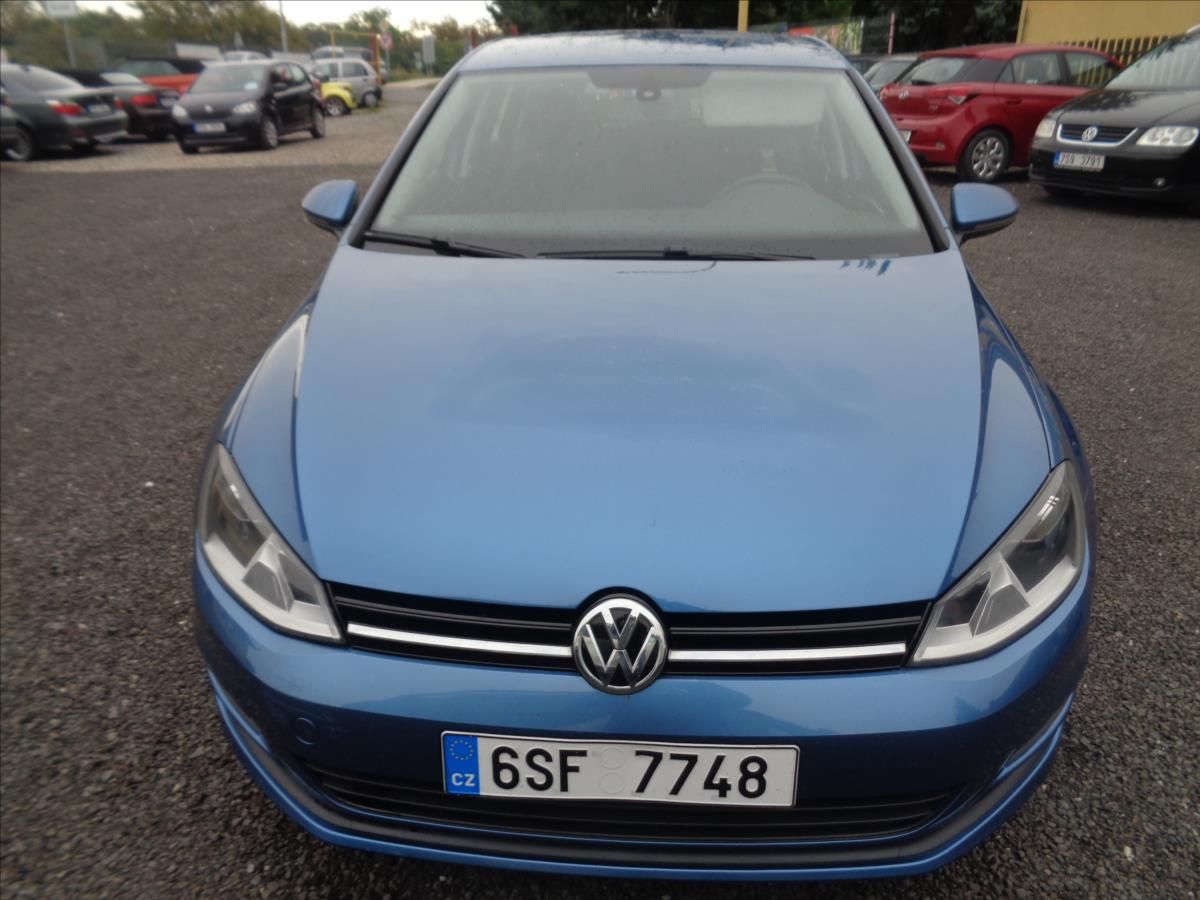 Volkswagen Golf, 2,0   TDI - fotka 2
