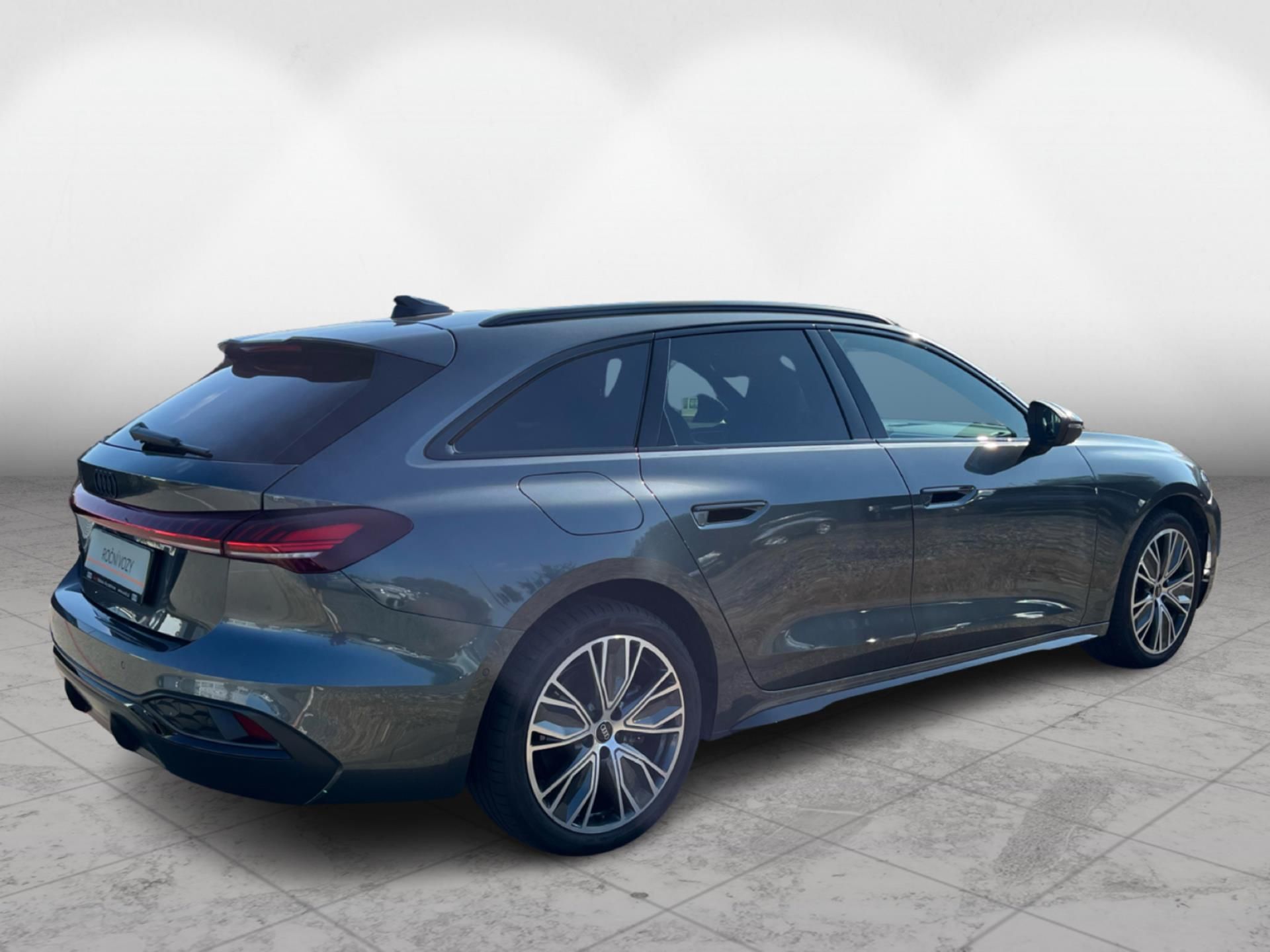 Audi A5, Avant TDI quattro 150kW STR - fotka 2
