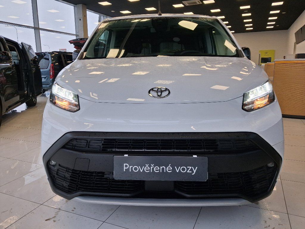 Toyota Proace City Verso, 1.5 96kW 2025 - fotka 2