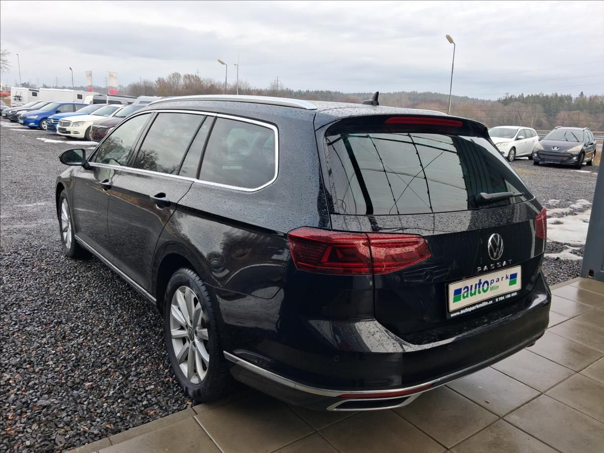 Volkswagen Passat, 2,0 2.0TDi, metrix, DPH - fotka 5