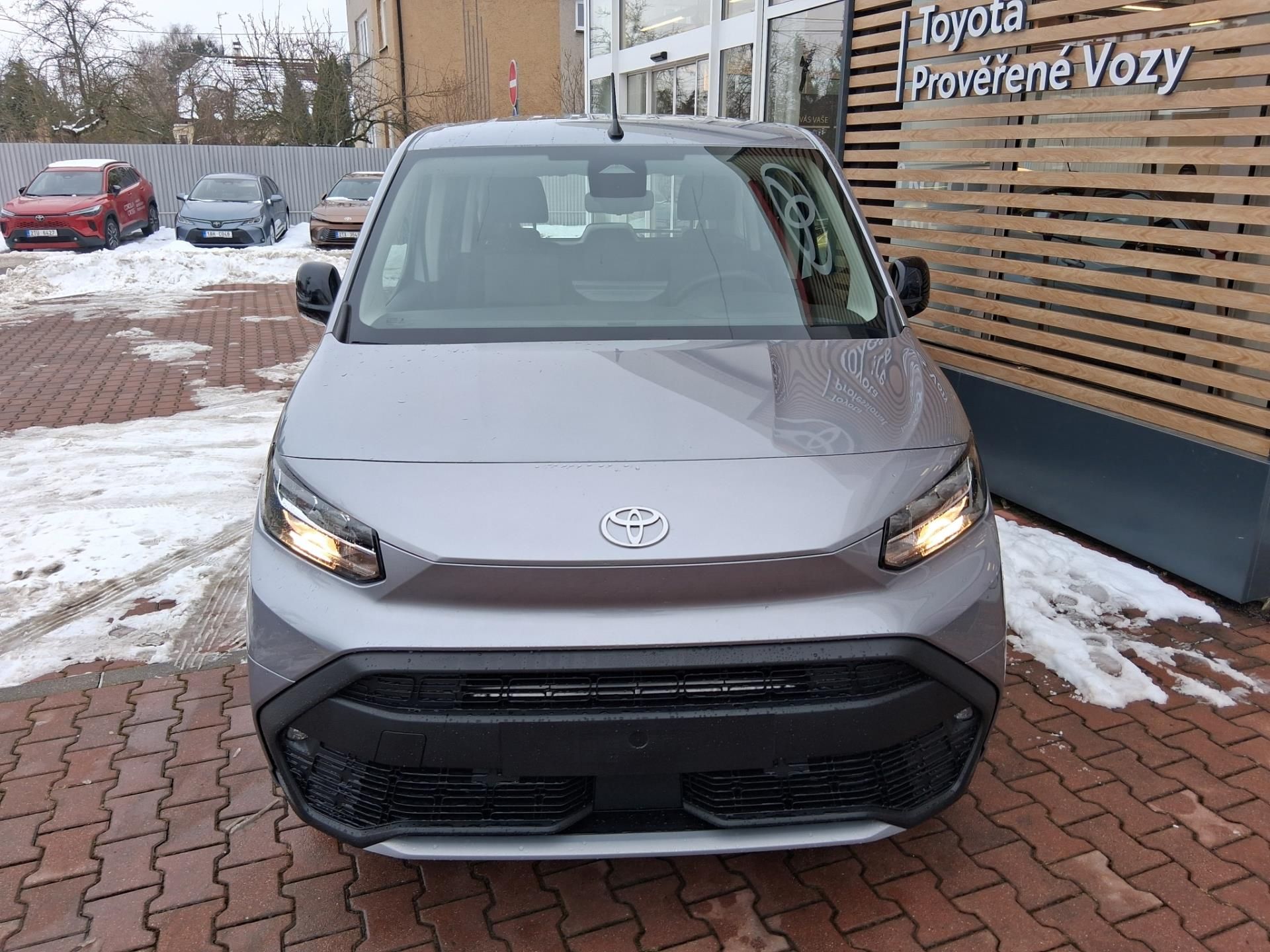 Toyota Proace City Verso, 1,5 D 8AT 130K BUSINESS - fotka 2