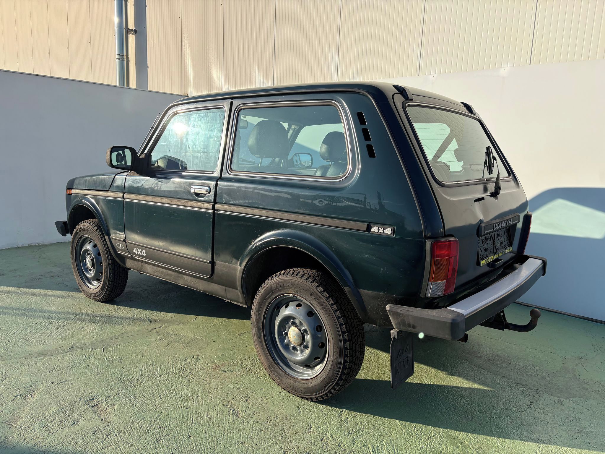 Lada Niva, 1.7, 61kW, 4x4, Tažné - fotka 4