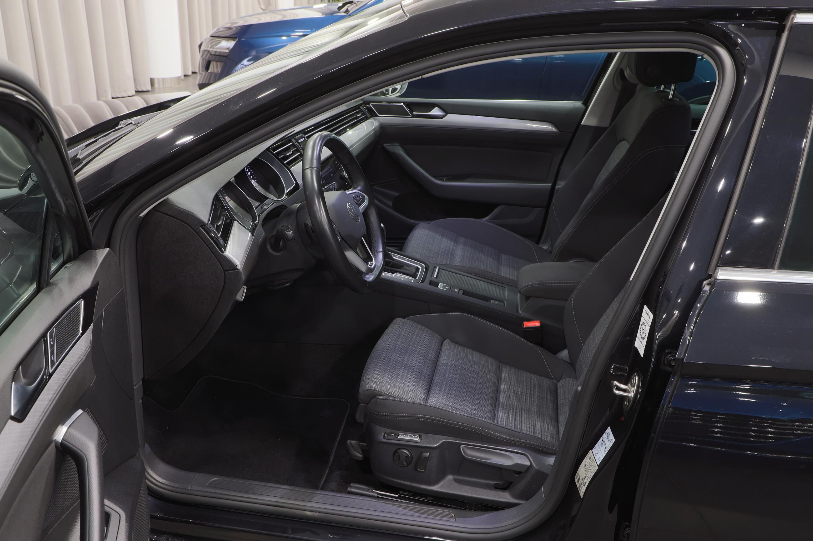 Volkswagen Passat, 110kW DSG - záruka Autodraft - fotka 6