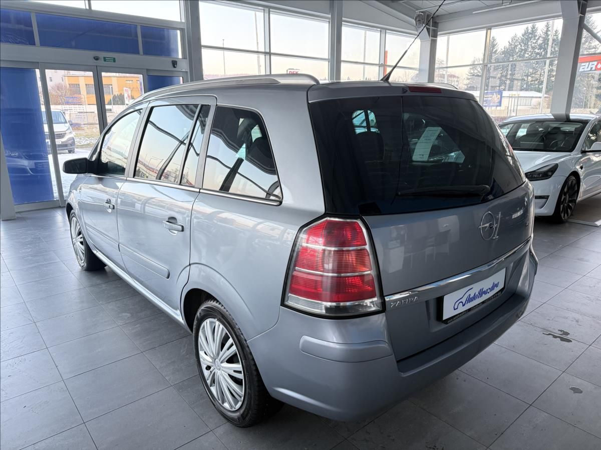 Opel Zafira, 1,6   77kW,SERVISKA,7 MÍST - fotka 4
