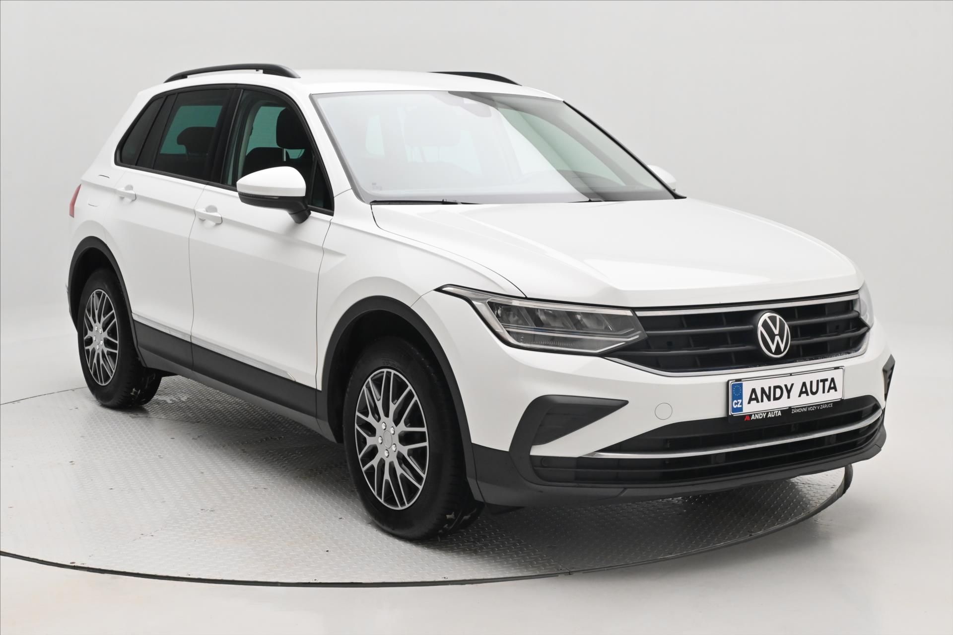 Volkswagen Tiguan, 2,0 TDI 110 kW DSG Life Záruka - fotka 3