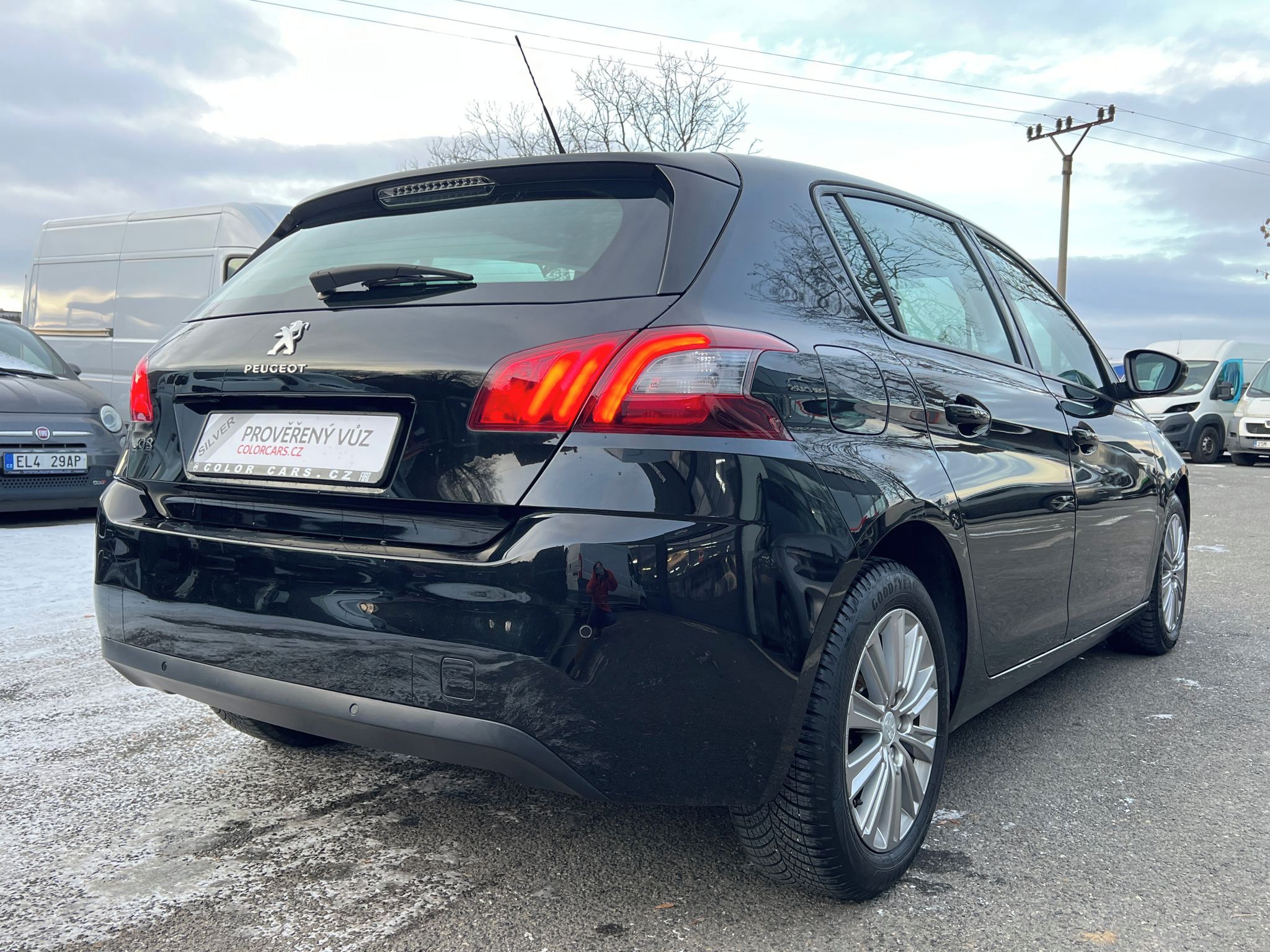 Peugeot 308, 1.2 110k SERVIS ZÁRUKA NAVI - fotka 5