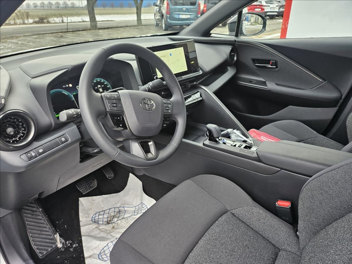 Toyota C-HR, 1,8 Comfort - fotka 5
