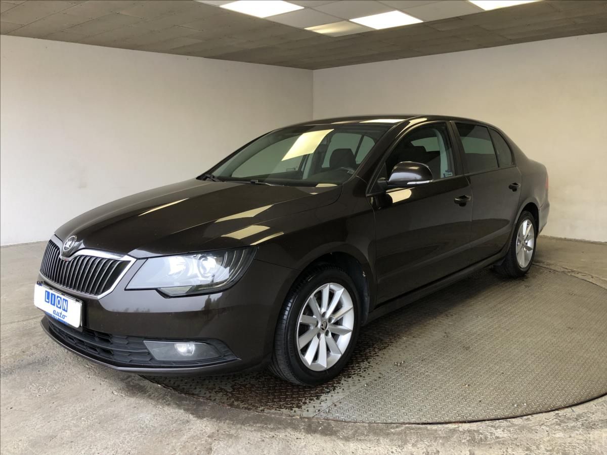 Škoda Superb, 2,0 TDI CR DPF 103kW Active - fotka 3