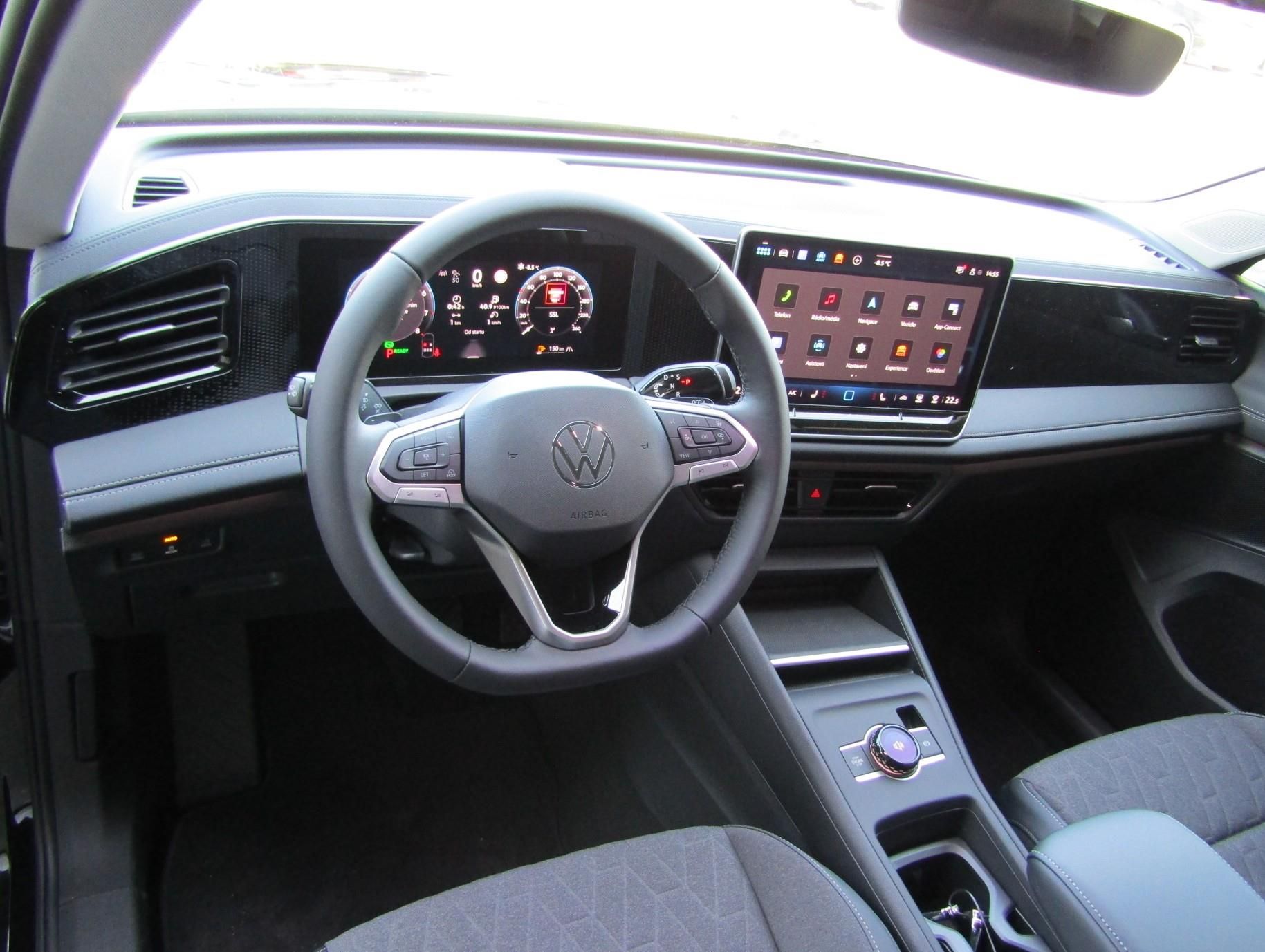 Volkswagen Tiguan, People 1,5 eTSI 110 kW mHEV - fotka 5