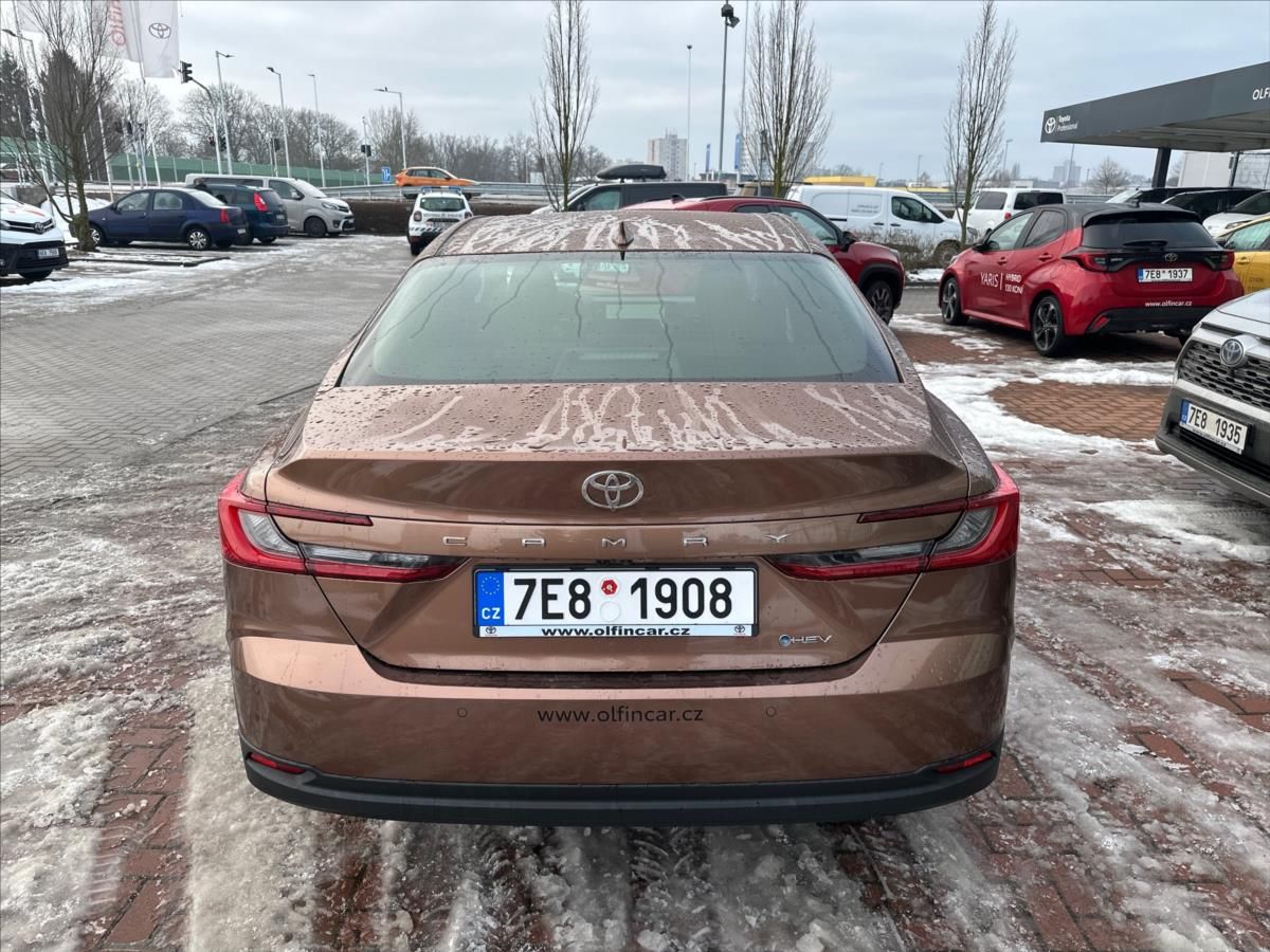 Toyota Camry, 2,5 Executive - fotka 4