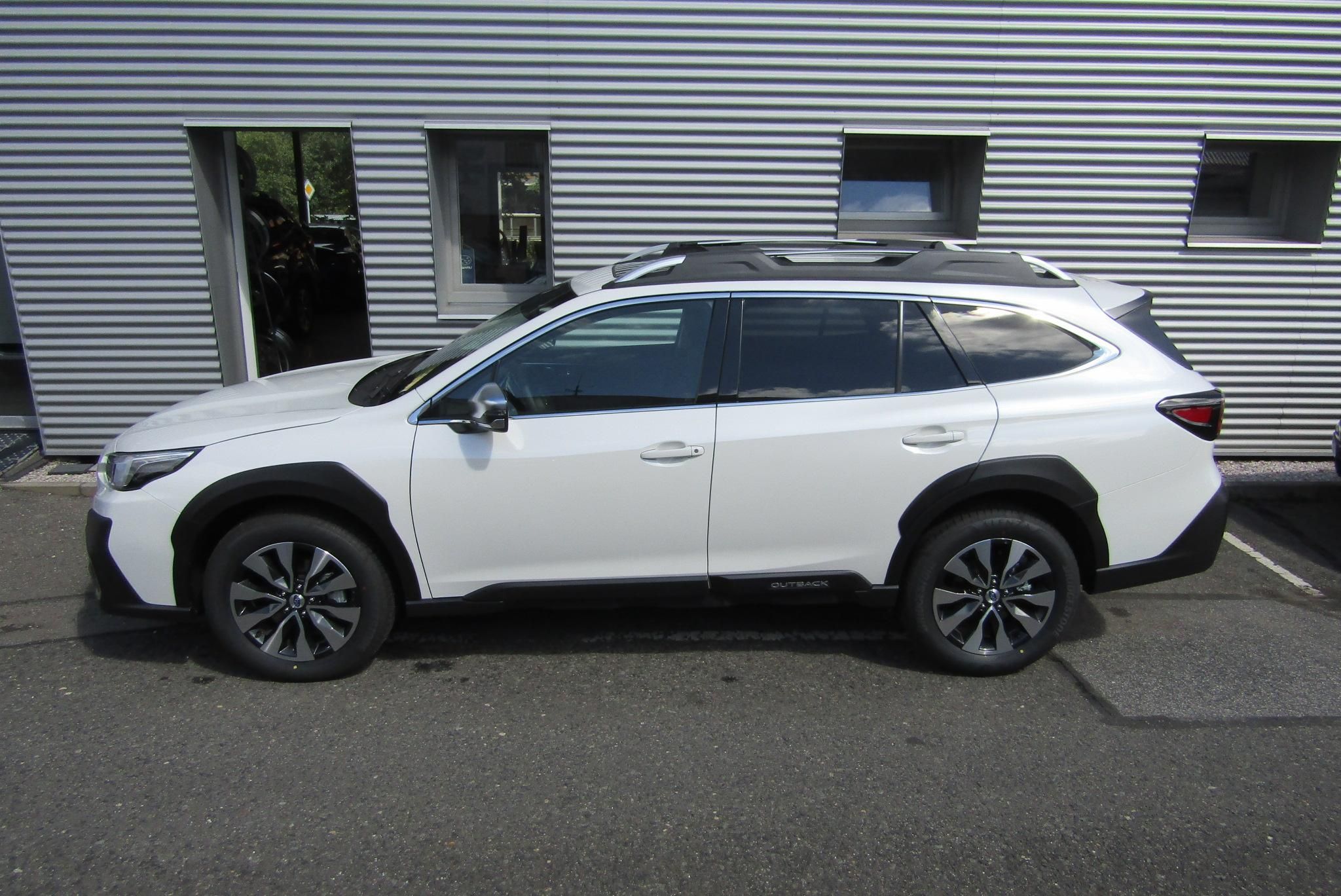 Subaru Outback, 2,5i TOURING MY25.5 - fotka 4