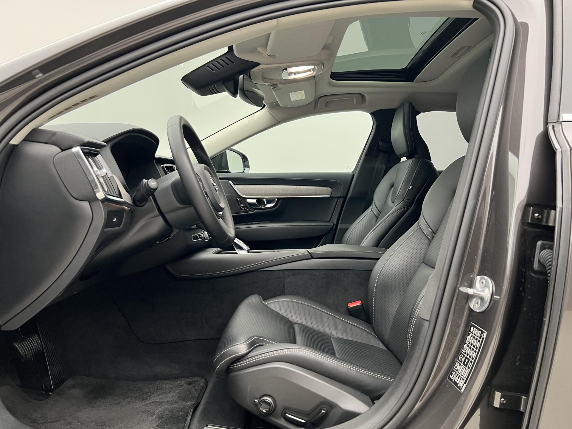 Volvo S90, B5 AWD ULTIMATE BRIGHT AUT - fotka 3