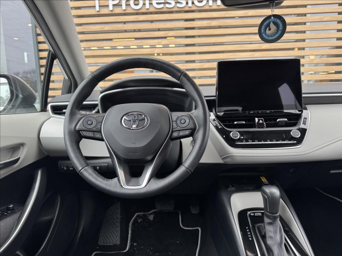 Toyota Corolla, 1,8 AT COMFORT TECH - fotka 5
