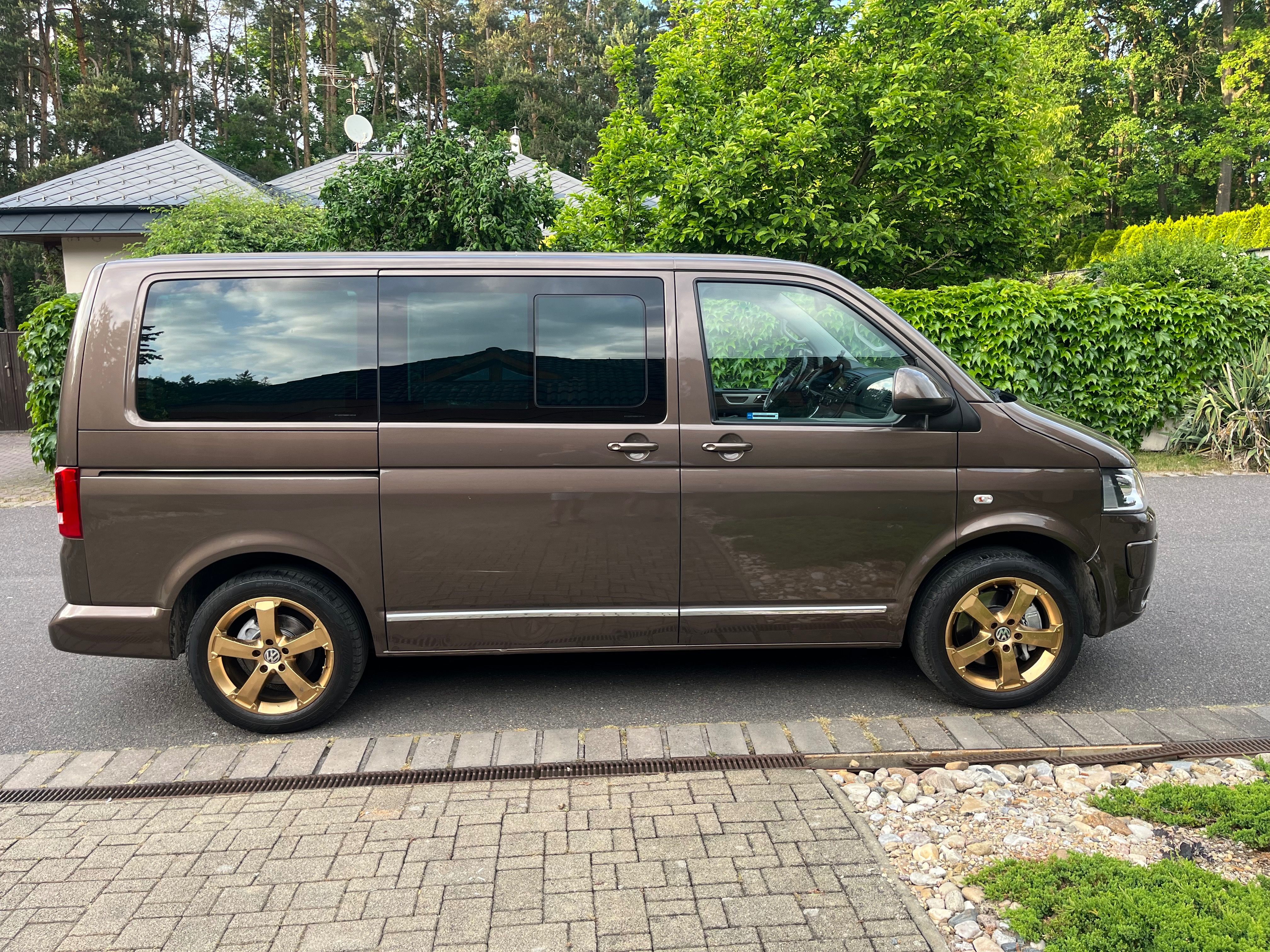 Volkswagen Multivan - fotka 6