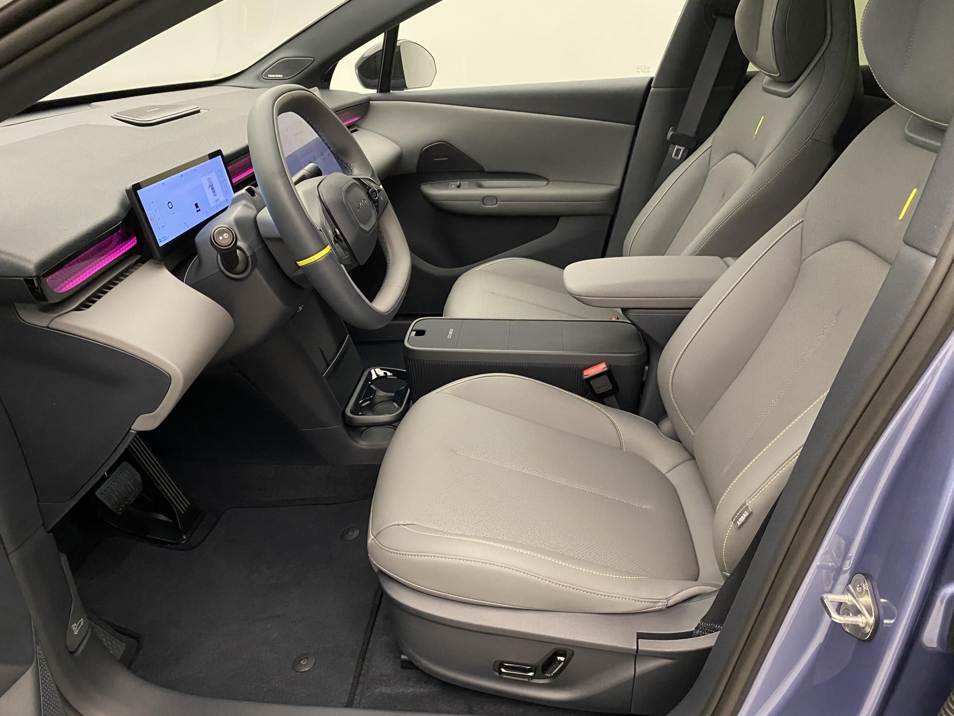 Lynk & Co 02, MORE EV - fotka 3