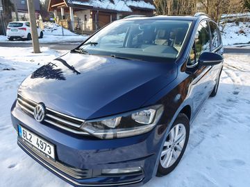 1,6,85KwDSG,výbava HIGHLINE,