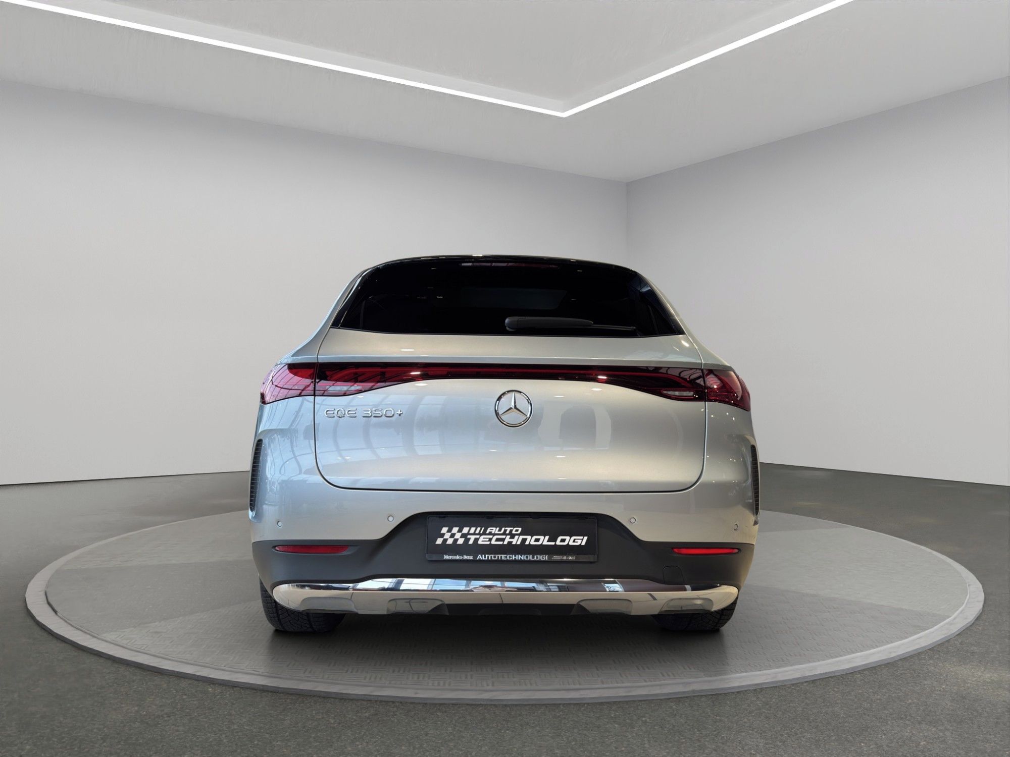 Mercedes-Benz EQE, 350+ - fotka 6