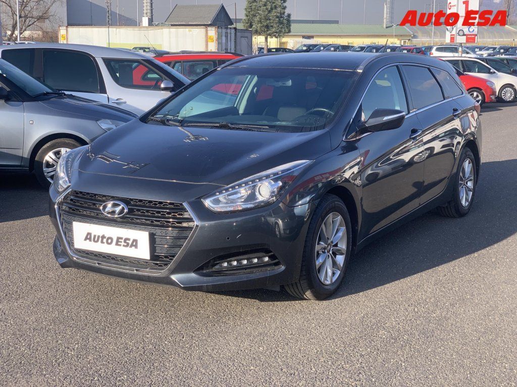 Hyundai i40, 1.7 CRDi,Automat - fotka 3