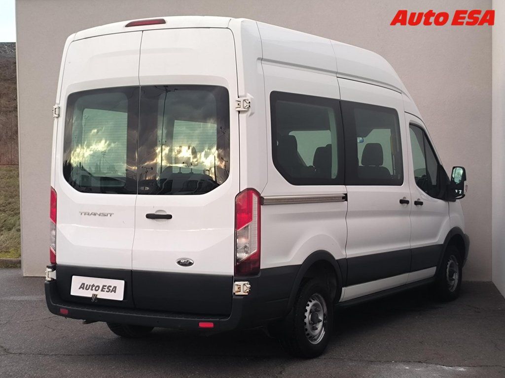 Ford Transit, 2.2TDCi L2H3 9míst,AC - fotka 4