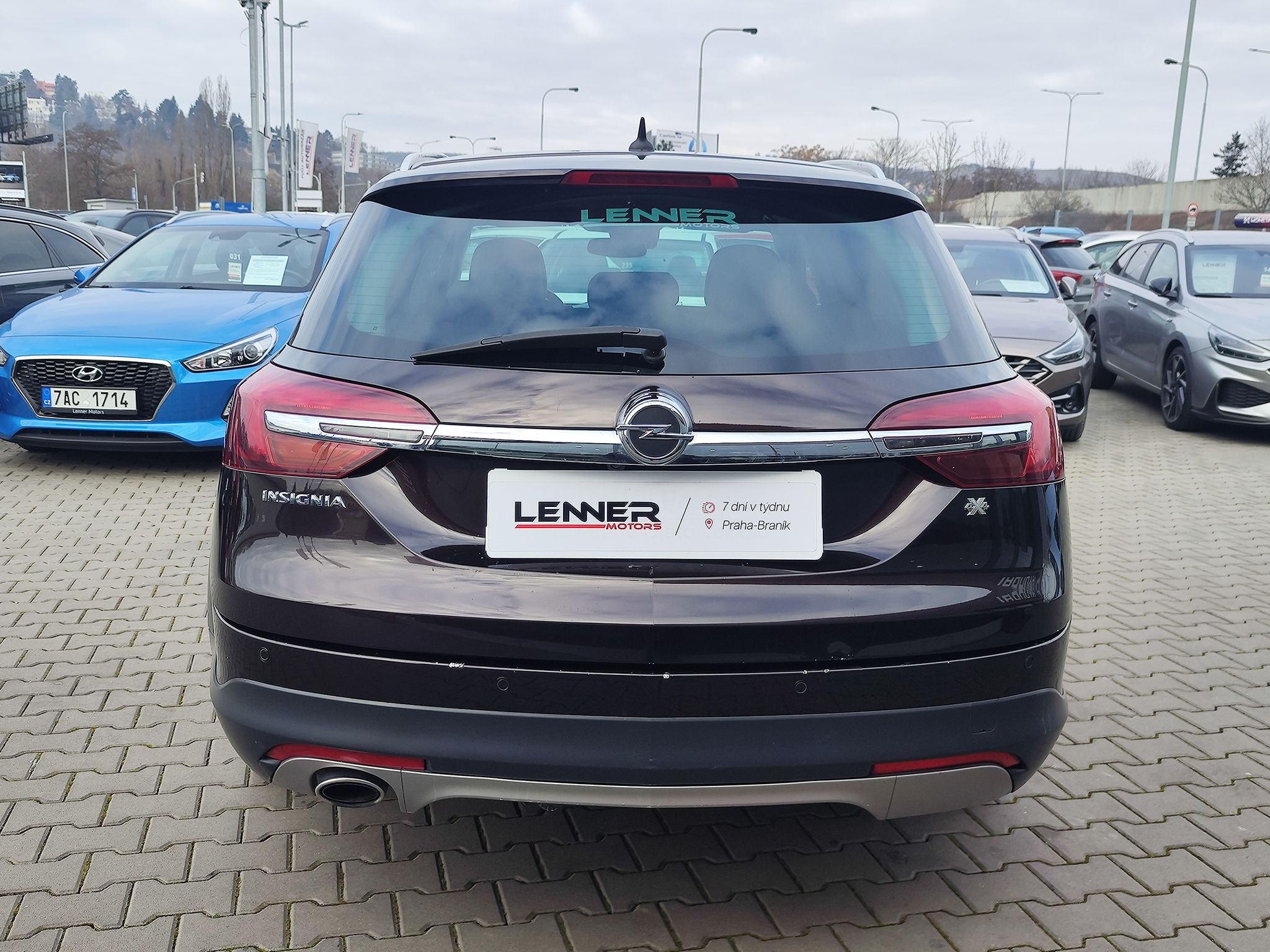 Opel Insignia, 2.0 CDTI/125kW Sports AT  4x4 - fotka 6