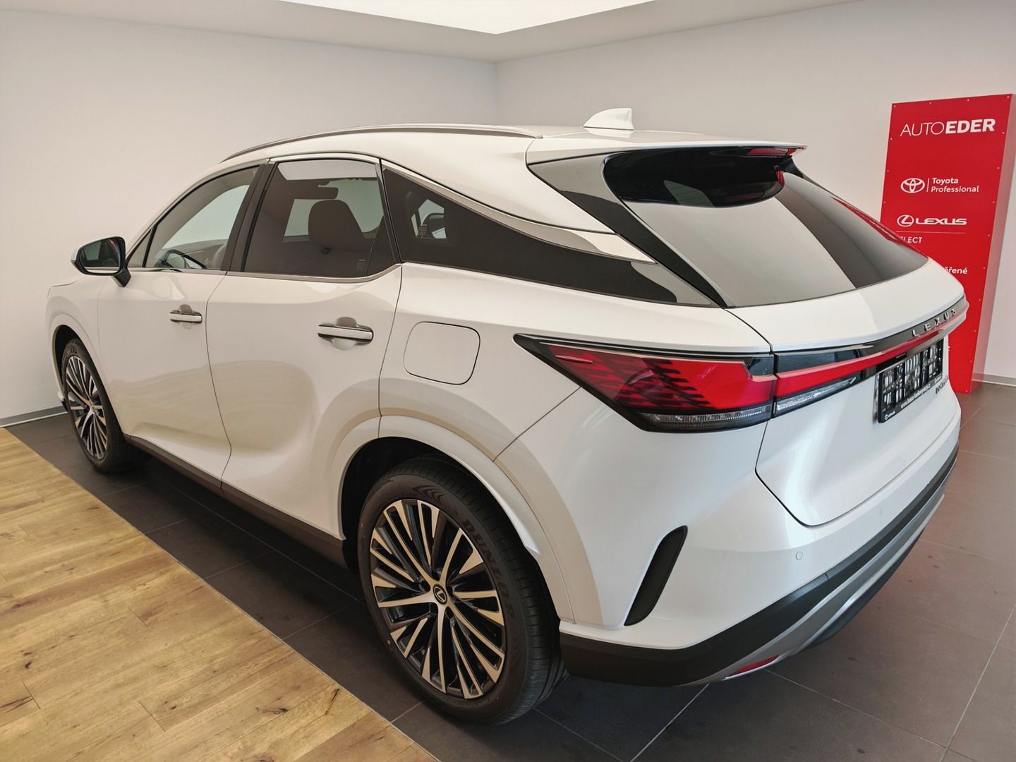 Lexus RX, 350h Executive Plus - fotka 6