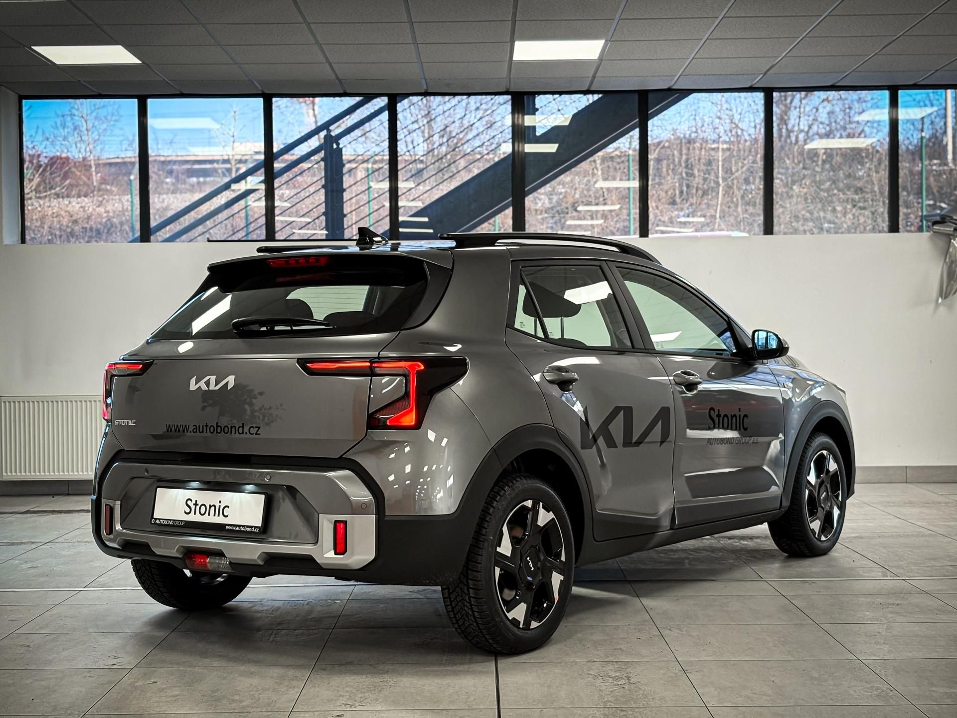 Kia Stonic, 1,0 T-GDi GPF 7DCT SPIN (2026) - fotka 4