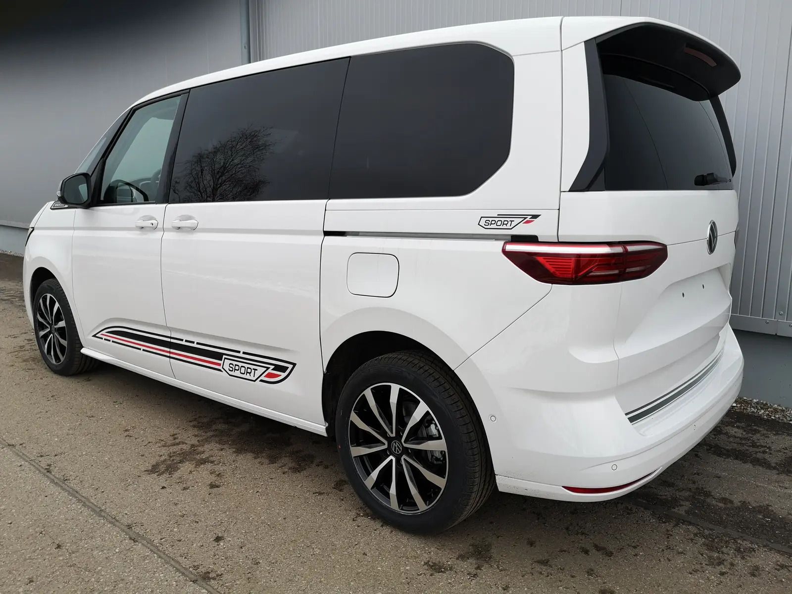 Volkswagen Multivan, 2.0TDI 150k DSG 5M 2026