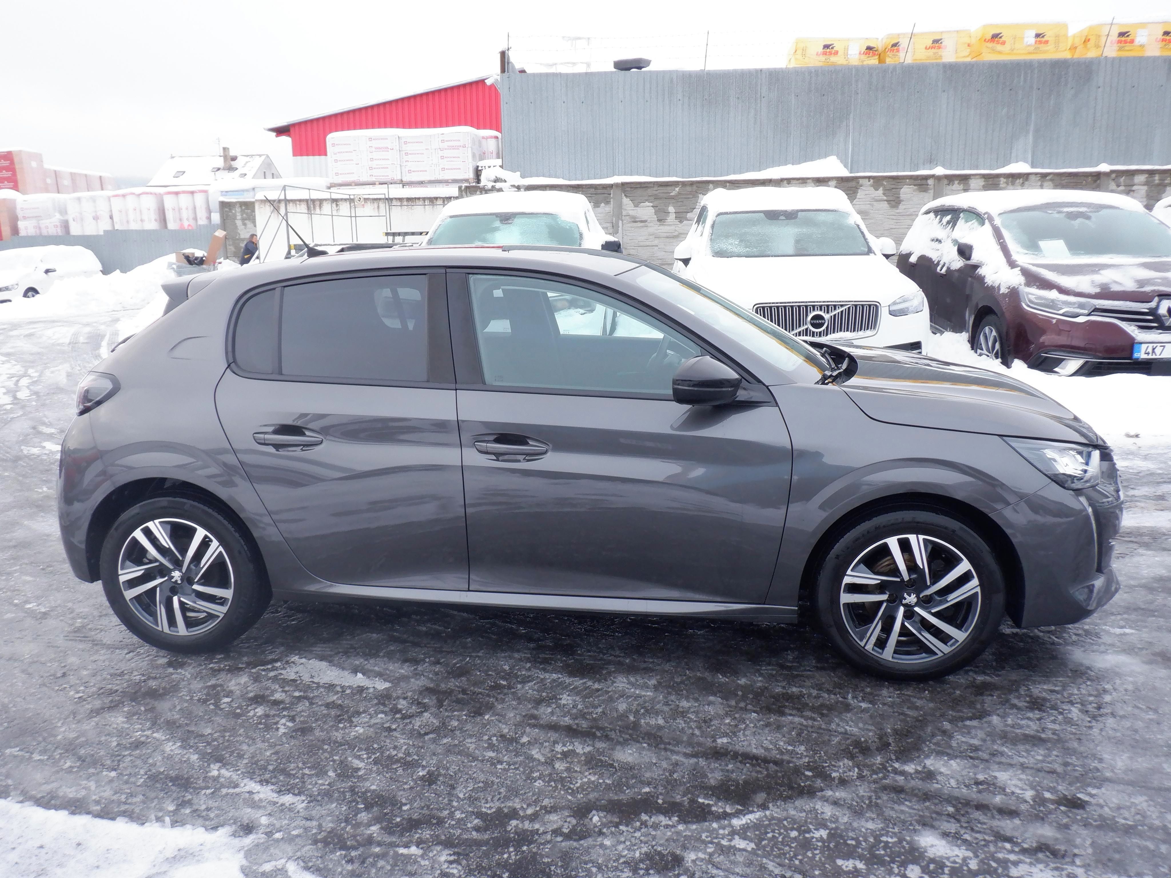 Peugeot 208, 1.5BlueHDi Allure,1.majitel,ČR - fotka 4