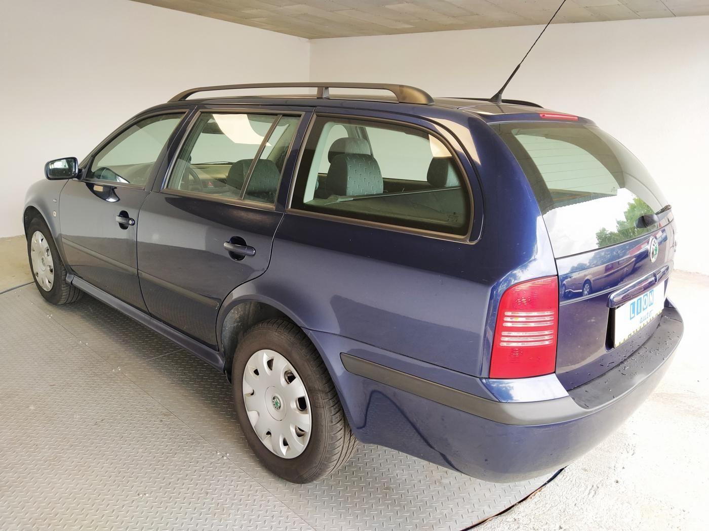 Škoda Octavia, 1,6 75KW - fotka 5