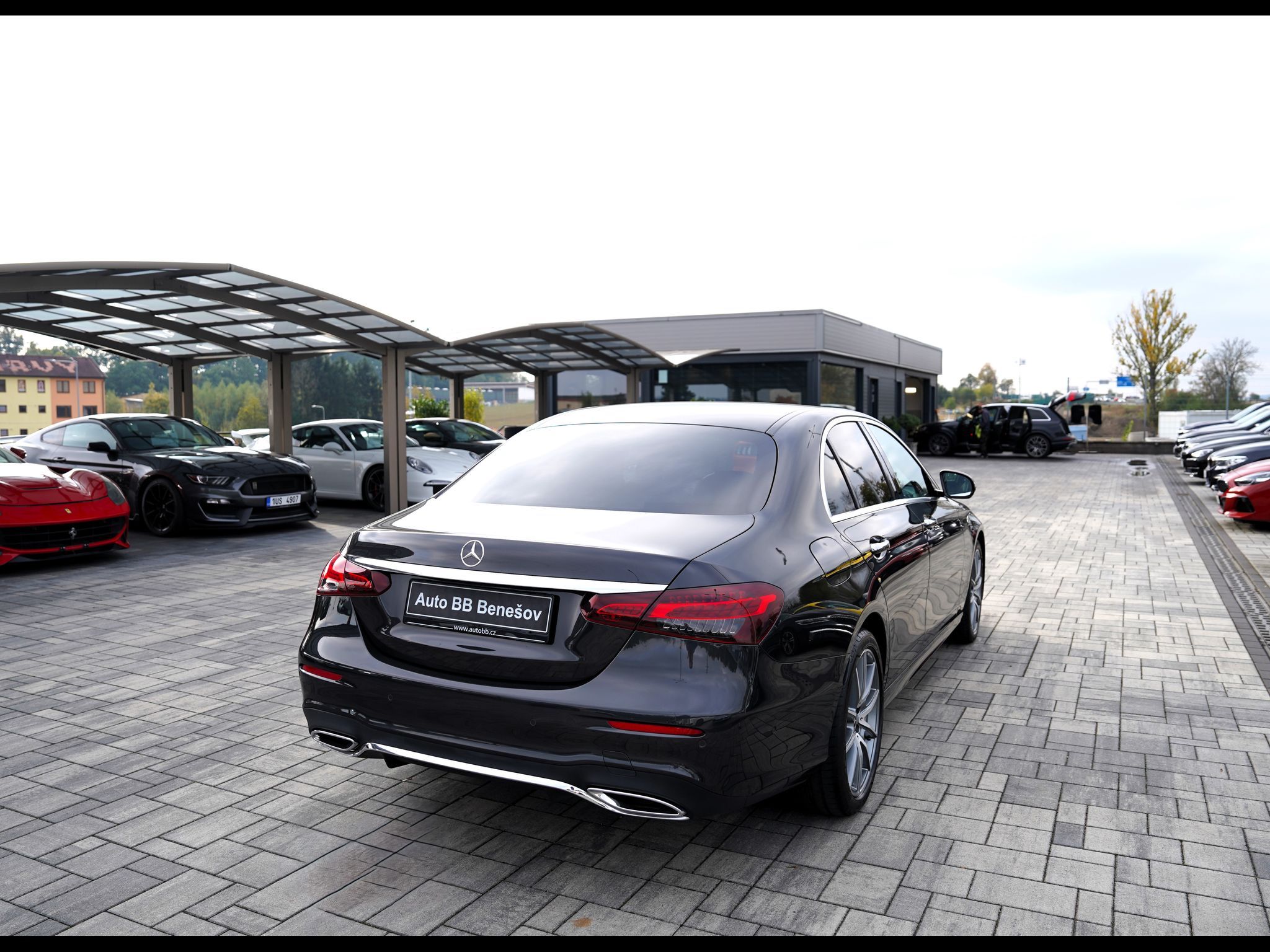 Mercedes-Benz Třídy E, E 200 4Matic AMG/LED/360/ČR - fotka 6