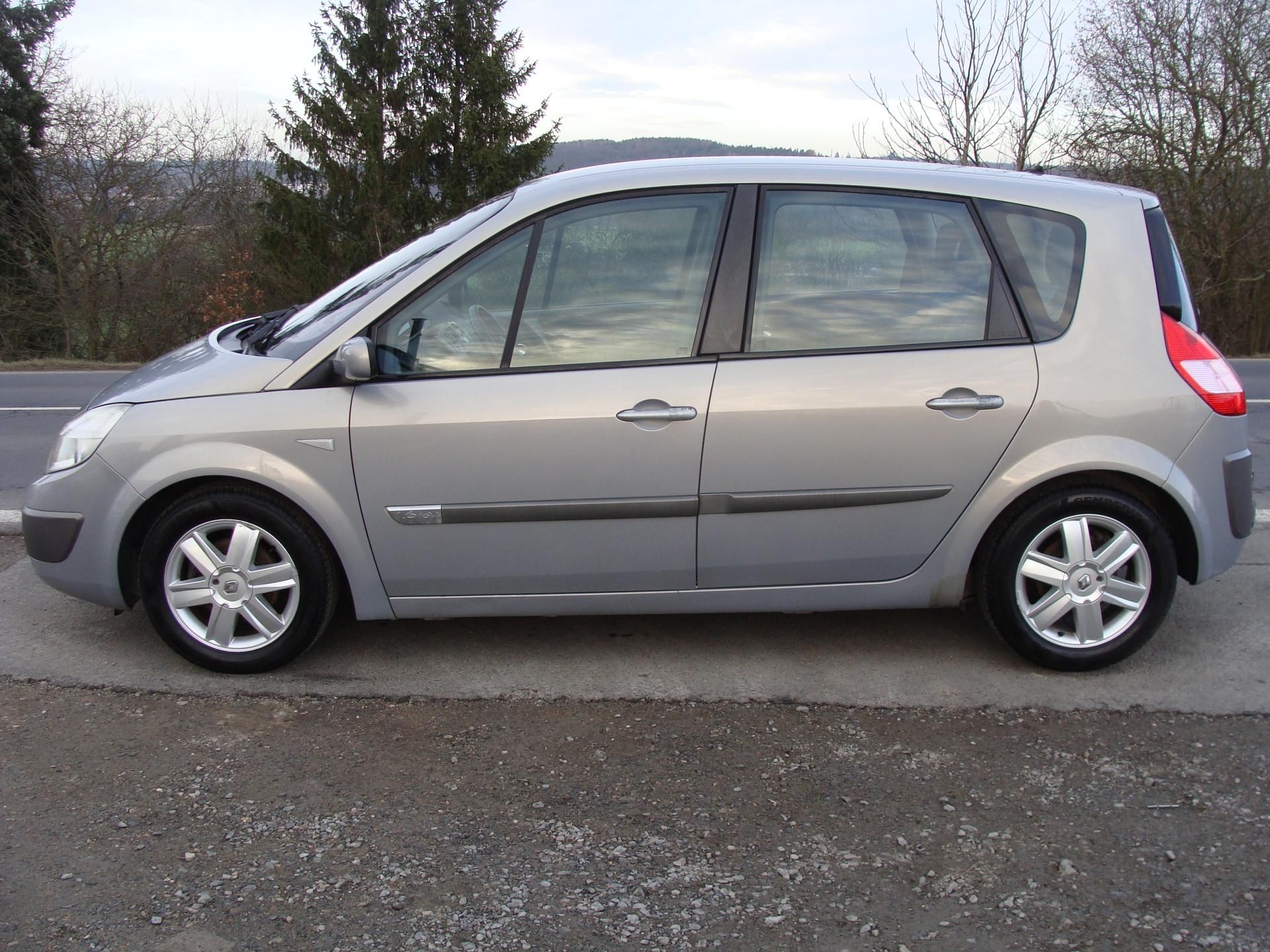 Renault Scénic, 1.6i 16V, velmi zachovalý - fotka 3