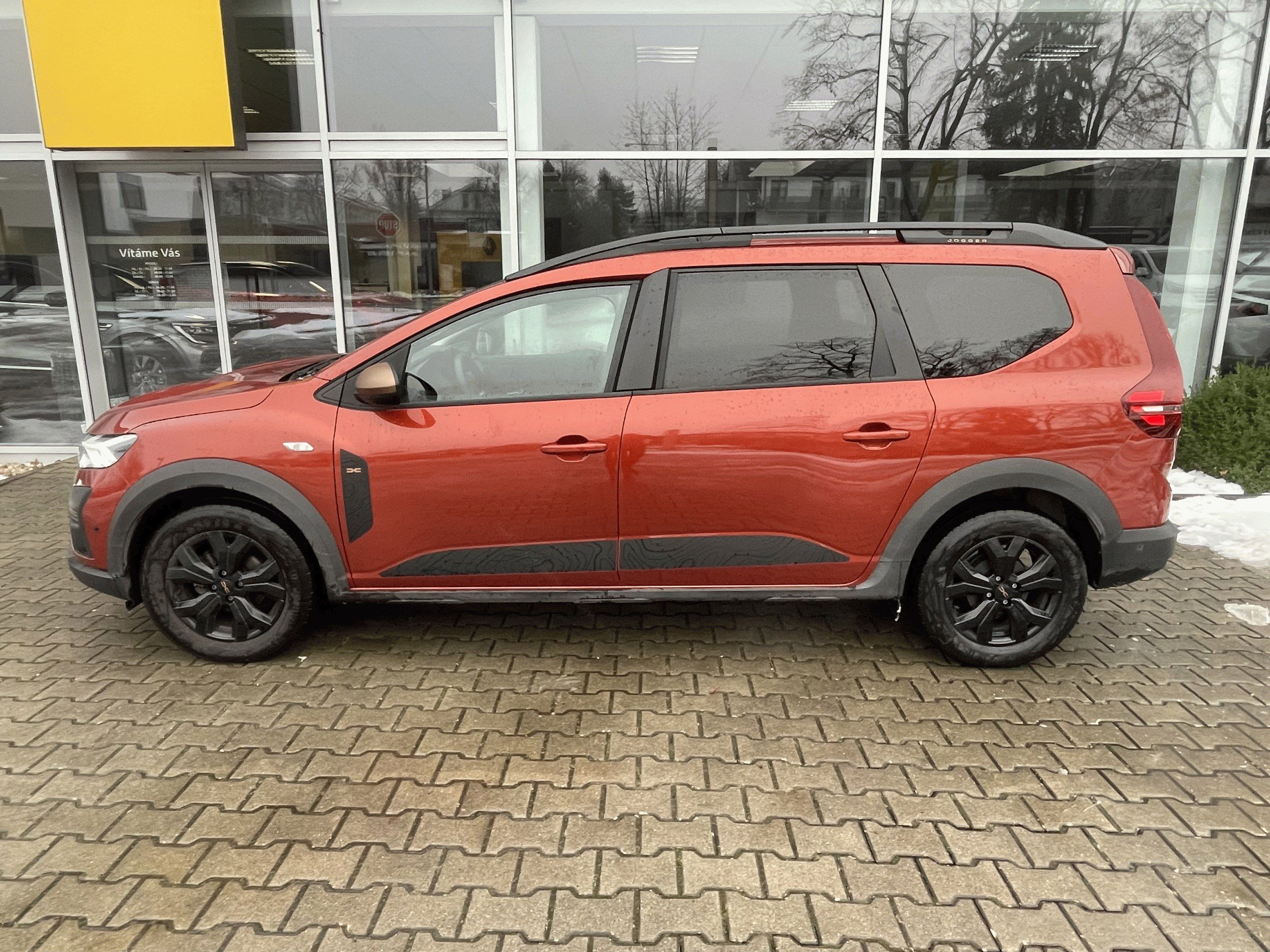 Dacia Jogger, TCe 100 LPG Extreme 5 míst - fotka 4